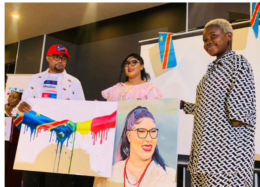 RDC: Fatoumata Batouly Niane. CEo de Touly’S Group, offre 10 motos tricycles aux personnes vivant avec handicap.